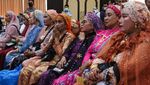 Busana Glamor Warnai Kedatangan Jemaah Haji Makassar