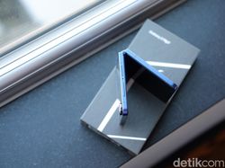 Unboxing Galaxy Z Flip7: Menggoda dengan Layar Cover Lebih Besar!