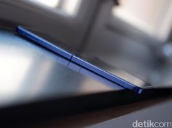 Unboxing Galaxy Z Flip7: Menggoda dengan Layar Cover Lebih Besar!