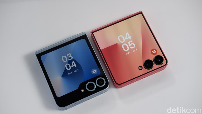 Galaxy Z Flip7 vs Flip6