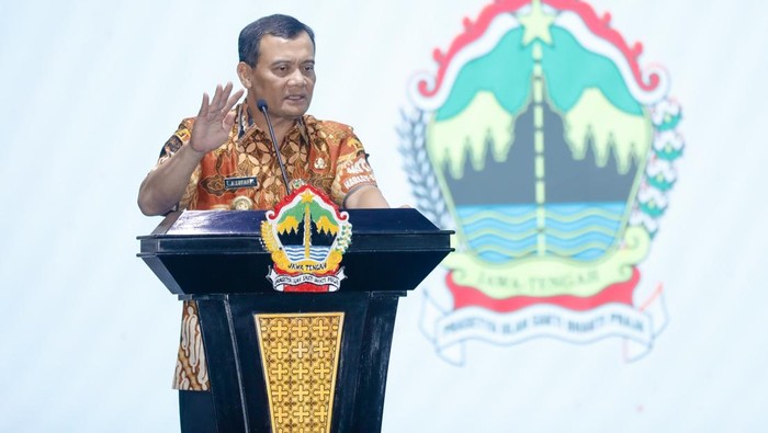 Gubernur Jateng Ahmad Luthfi