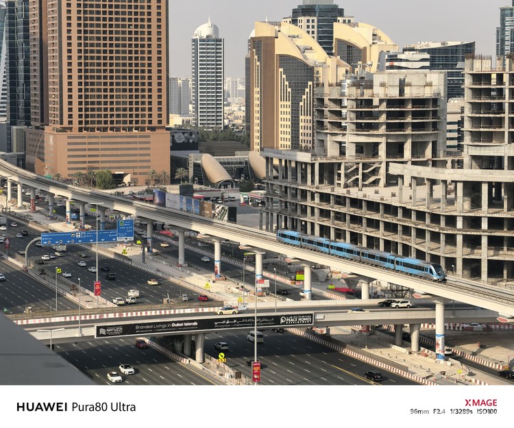 Hasil foto Huawei Pura 80 Ultra yang di ambil di Dubai, United Arab Emirates pada 9-10 Juli 2025