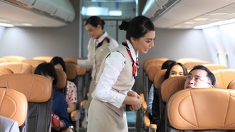 2 Kebohongan yang Pramugari Katakan Kepada Penumpang