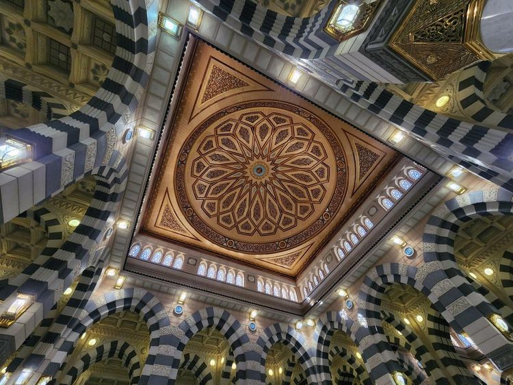 Estetik! Kubah Masjid Nabawi Berhiaskan Ornamen yang Rumit