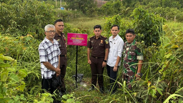 Kejari menyita tanah milik Kadisperindag Tebo, tersangka kasus pembangunan Pasar Tanjung Bungur