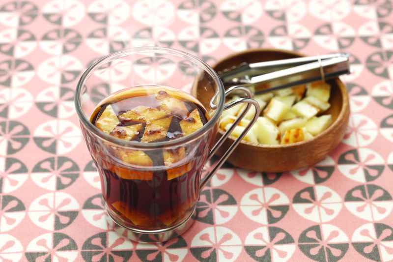 Kopi Hitam Campur Keju, Minuman Unik yang Populer di Swedia