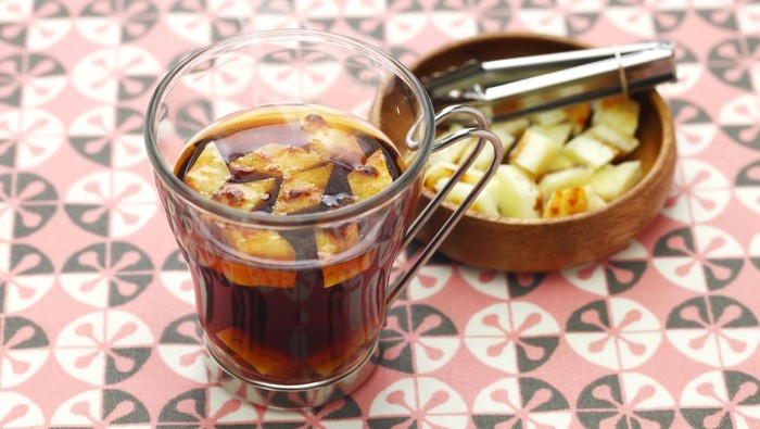 Kopi Hitam Campur Keju, Minuman Unik yang Populer di Swedia