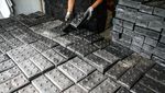 Melihat Sampah Plastik Disulap Jadi Paving Block Bernilai Jual