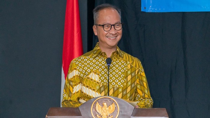 Menperin Agus Gumiwang