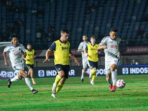 Arema Vs Oxford Utd: Ole Romeny Cs Pesta 4-0, ke Final Piala Presiden 2025