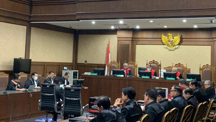 Pembacaan Pleidoi kasus dugaan suap pergantian antarwaktu anggota DPR Harun Masiku dan perintangan penyidikan Hasto Kristiyanto di Pengadilan Tipikor Jakarta, Kamis (10/7). (Mulia Budi/detikcom)