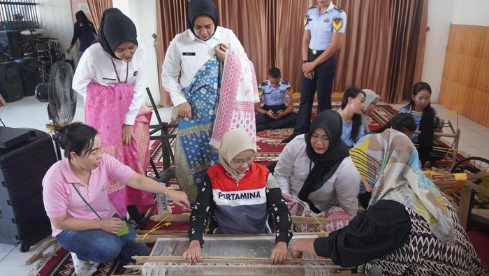 Pertamina Patra Niaga Sumbagsel aktif mendampingi warga binaan melalui program Srikandi Mandiri.