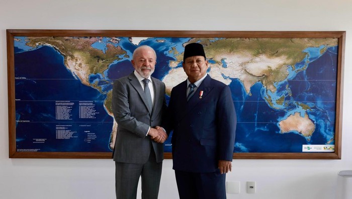 Presiden Prabowo Subianto dan Presiden Brasil Luiz Inácio Lula da Silva di Brasilia, Brasil. (dok Tim Media Presiden)