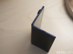 Unboxing Galaxy Z Fold7: HP Layar Lipat Tertipis Samsung Harga Rp 28 Juta