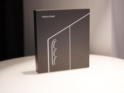 Unboxing Galaxy Z Fold7: HP Layar Lipat Tertipis Samsung Harga Rp 28 Juta