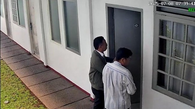 Tanda Tanya Tersisa soal HP Hilang Diplomat Kemlu