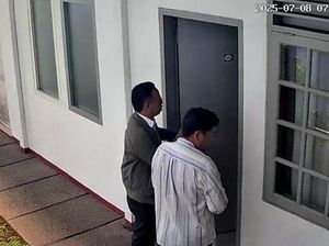 Video: Detik-detik Diplomat Kemlu Ditemukan Tewas di Kamar Kos