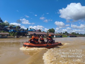 2 Penumpang Perahu Ditabrak Tongkang di Barito Utara Tewas, 1 Masih Dicari