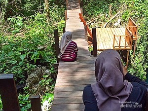 Cara Menuju Destinasi Baru di Maratua, Gua Gumantung
