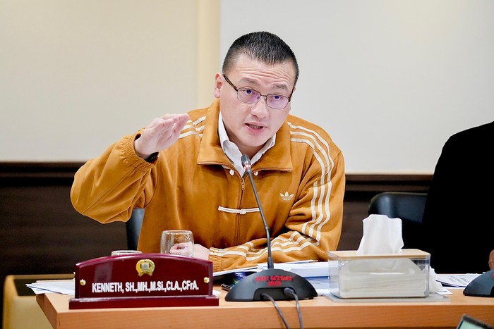 Anggota DPRD DKI Jakarta, Fraksi PDI Perjuangan Hardiyanto Kenneth Meminta Setiap Rumah Sakit Umum Daerah Di Jakarta Supaya Bisa Memaksimalkan Pelayanan Terhadap Pasien Pengguna BPJS.