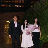 Seluruh anggota keluarga tampil kompak dalam balutan busana bernuansa pink. Foto: dok. Instagram @annisayudhoyono