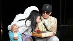 Muach! Kecupan Atta Halilintar dan Ameena di Ultah Aurel Hermansyah