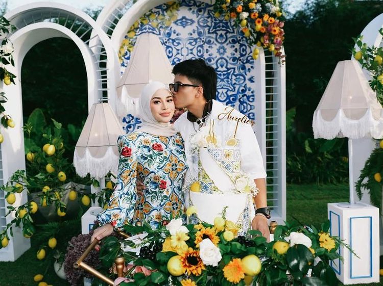Aurel Hermansyah Ulang Tahun ke 27, Perayaannya Penuh Kejutan Kue