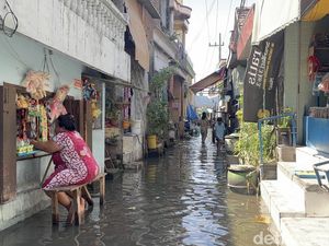 Awas! Full Moon Picu Banjir Rob di Pesisir Jatim Saat Tahun Baru 2025