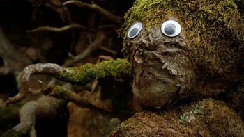 Bentuk seni jalanan yang unik ini sederhana namun juga kreatif. Foto: Street Art Utopia