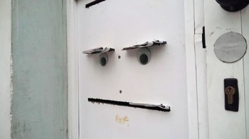 Dan satu lagi, jangan terpaku pada sesuatu yang sudah ada, ujarnya. Foto: Street Art Utopia