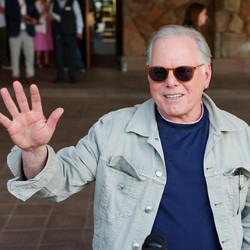 David Zaslav Jual Lagi Saham Warner Bros. Discovery Senilai US$ 59 Juta