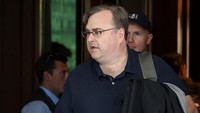 Reid Hoffman, LinkedIn Corporation cofounder, looks on at The Sun Valley Resort as he arrives for the Allen and Company Sun Valley Media and Technology Conference in Sun Valley, Idaho, U.S., July 8, 2025.  REUTERS/Brendan McDermid