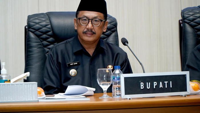 Bupati Sukabumi Sampaikan nota pengantar mengenai Rancangan Perubahan Kebijakan Umum Anggaran (KUA) dan Perubahan Prioritas Plafon Anggaran Sementara (PPAS) Tahun Anggaran 2025