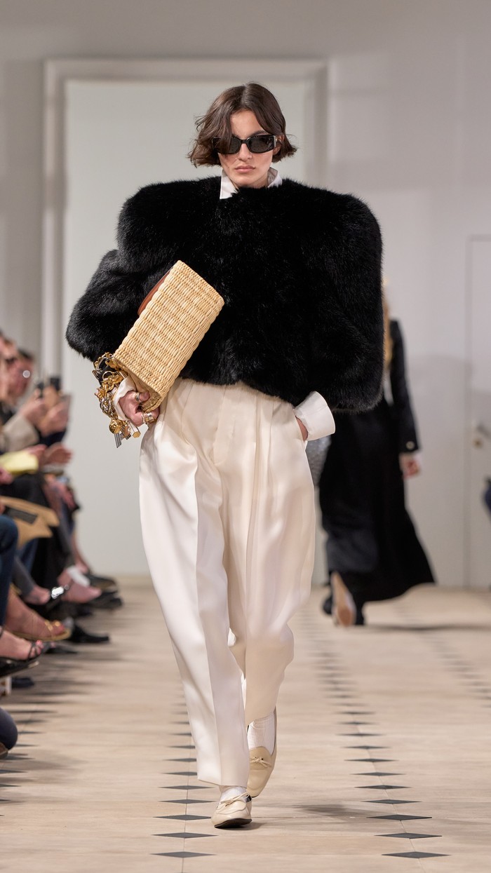 Celine Spring 2026, Koleksi Perdana Desainer Michael Rider