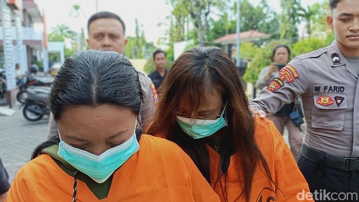 Dua pelaku diamankan di kantor polisi