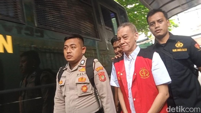 Fariz RM di Pengadilan Negeri Jakarta Selatan.