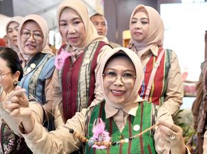 HUT Dekranas Ke-45, Fatma Saifullah Yusuf Dorong Perajin Semakin Berdaya