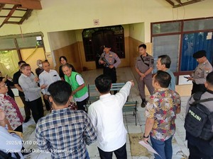 Pemilik Panti di Surabaya Tak Akui Cabuli 3 Anak, Hakim-Jaksa Cek TKP