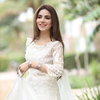 Humaira memperoleh popularitas yang lebih luas setelah berpartisipasi dalam reality TV Pakistan Tamasha Ghar, pertmaa kali tayang pada 2022. Program tersebut  mengikuti format yang mirip dengan Bigg Boss dan Big Brother, di mana para pesertanya tinggal bersama dalam satu rumah dan terisolasi dari dunia luar. Foto: Instagram/@humairaaliofficial