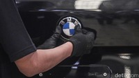 Mobil kedua BMW Seri 2 Gran Coupe M Sport adalah varian dari BMW Seri 2 Gran Coupe yang menawarkan tampilan lebih sporty dan fitur-fitur performa tinggi.