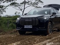 Jajal Jaecoo J8 AWD: Tangguh Diajak Main Tanah, Mewah di Jalan Raya