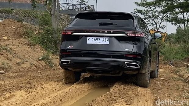 Jaecoo J8 AWD