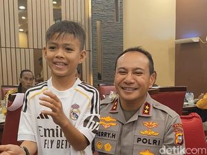 Kapolda Riau Bertemu Dhika Aura Farming: Hala Madrid, Hala Pacu Jalur!