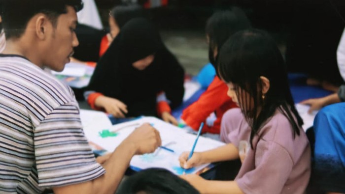 Kegiatan Literasi Jalanan Tarakan. Foto: Oktavian Balang/detikKalimantan