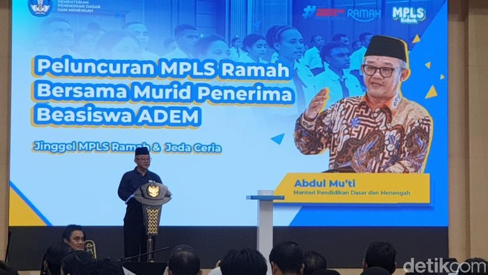 Kemendikdasmen tegaskan MPLS 2025 anti perpeloncoan.