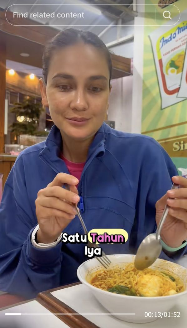 Luna Maya cicip Mie Bangladesh