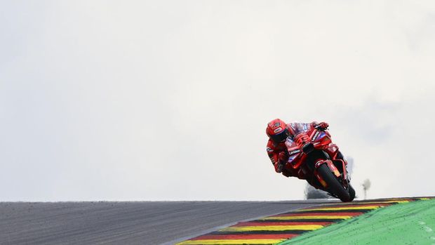 HOHENSTEIN-ERNSTTHAL, GERMANY - JULY 11: Marc Marquez of Spain riding the Lenovo Ducati (93) during free practice ahead of the MotoGP of Germany at Sachsenring Circuit on July 11, 2025 in Hohenstein-Ernstthal, Germany. (Photo by Gold & Goose Photography/Getty Images)