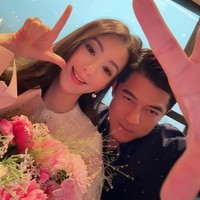 Aaron Kwok Dikaruniai Putra di Usia 59, Manjakan Istri dengan Barang Mewah