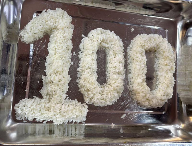 Mahathir Mohamad Ultah ke-100, Dapat Ucapan Kocak dari Kedai Nasi Kandar