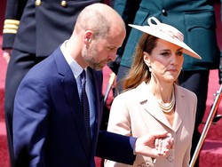 7 Momen Langka Pangeran William-Kate Mesra saat Sambut Presiden Prancis